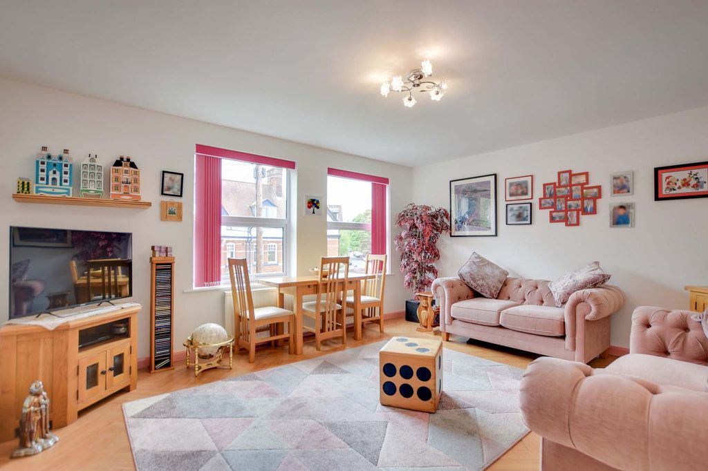 Property photo 2 of 16
