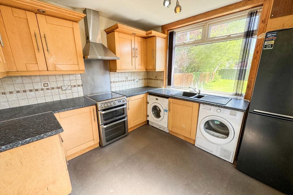 Property photo 3 of 14 3.Jpg