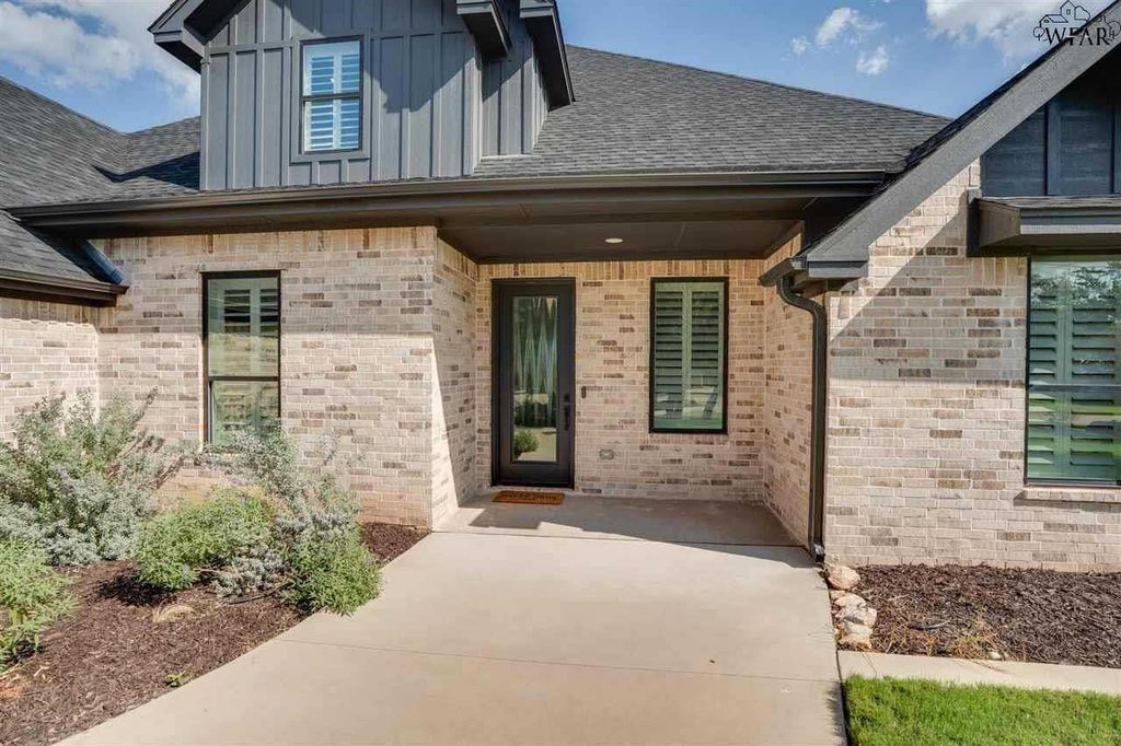 Property photo 2 of 30 <Alttext/>