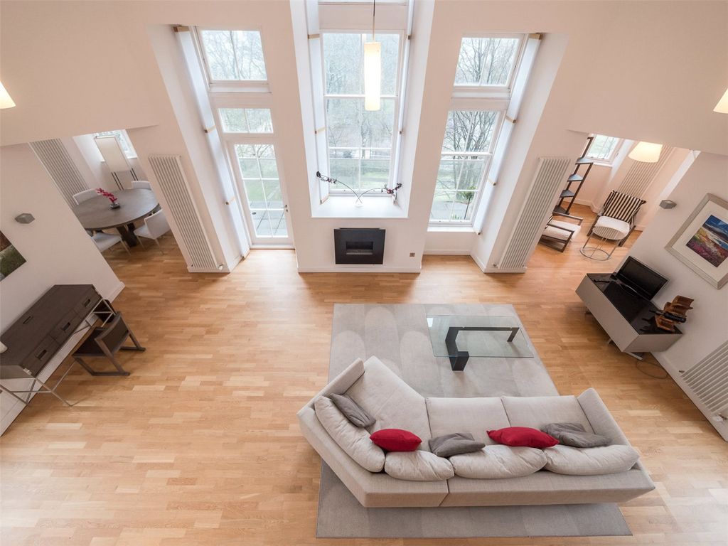 Property photo 3 of 30 Photo 3