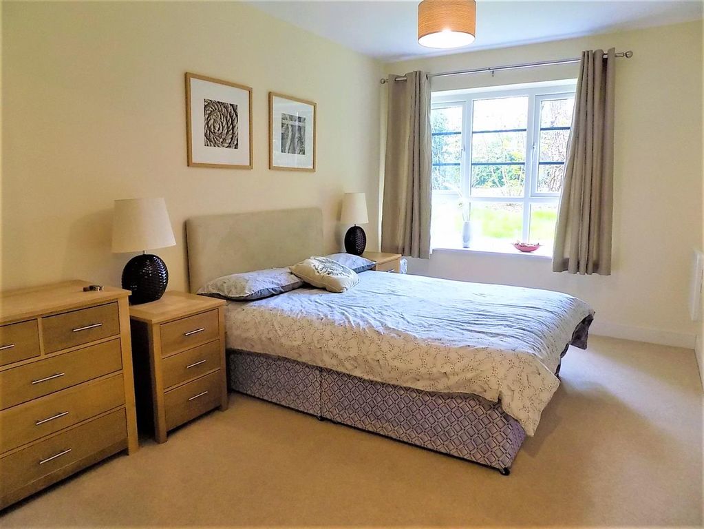 Property photo 3 of 11