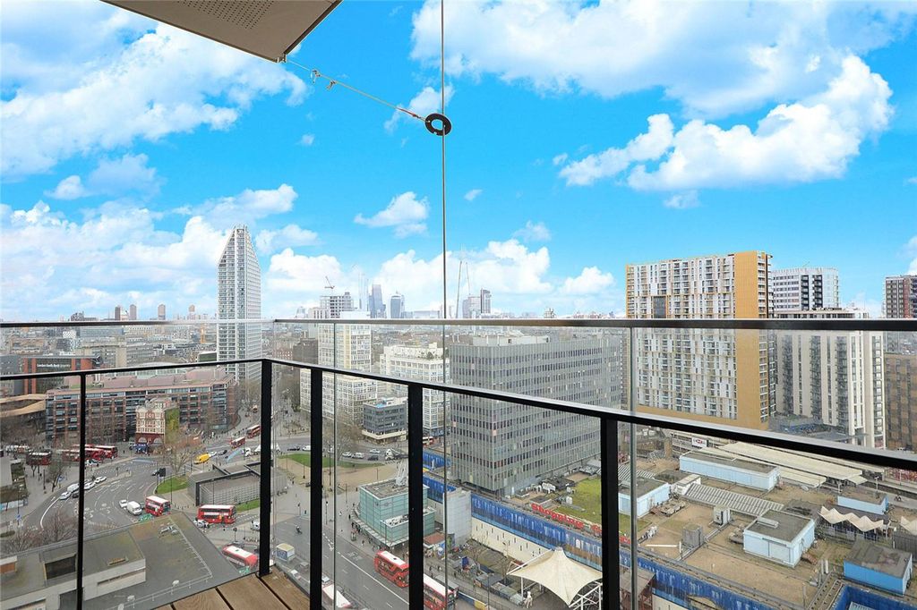 Property photo 3 of 9