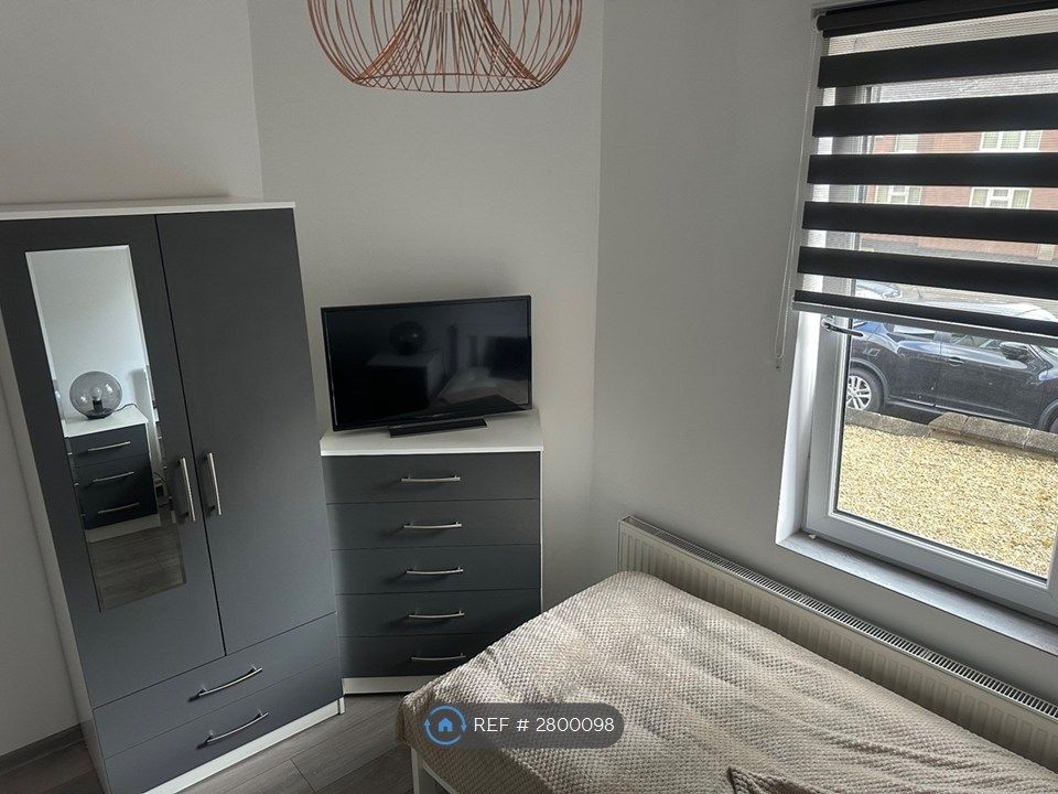 Property photo 2 of 5