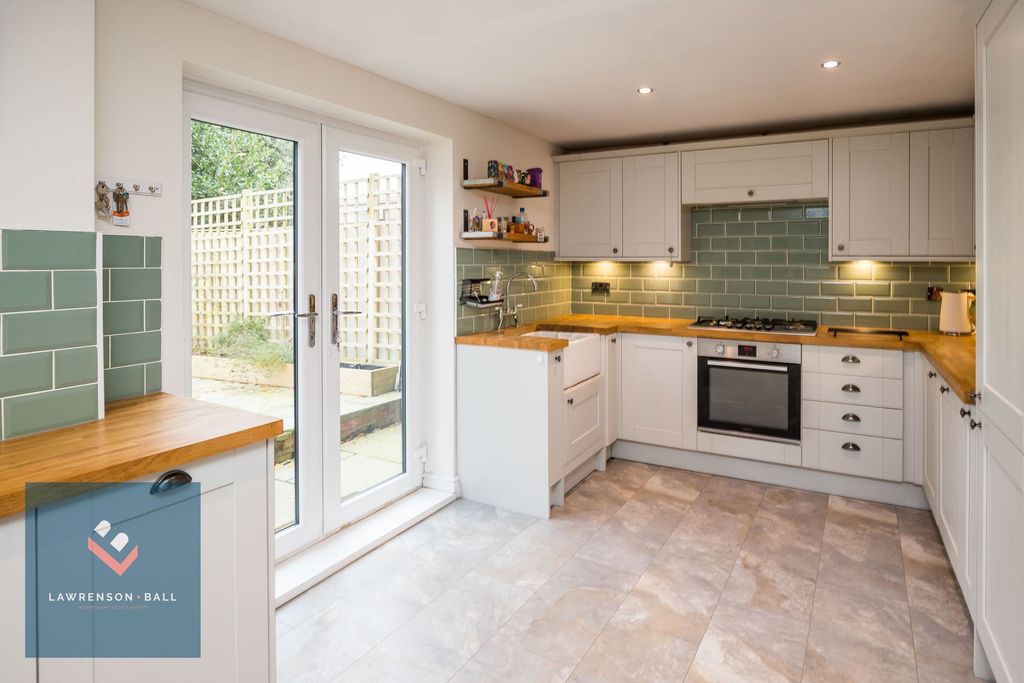 Property photo 1 of 24 Kitchen