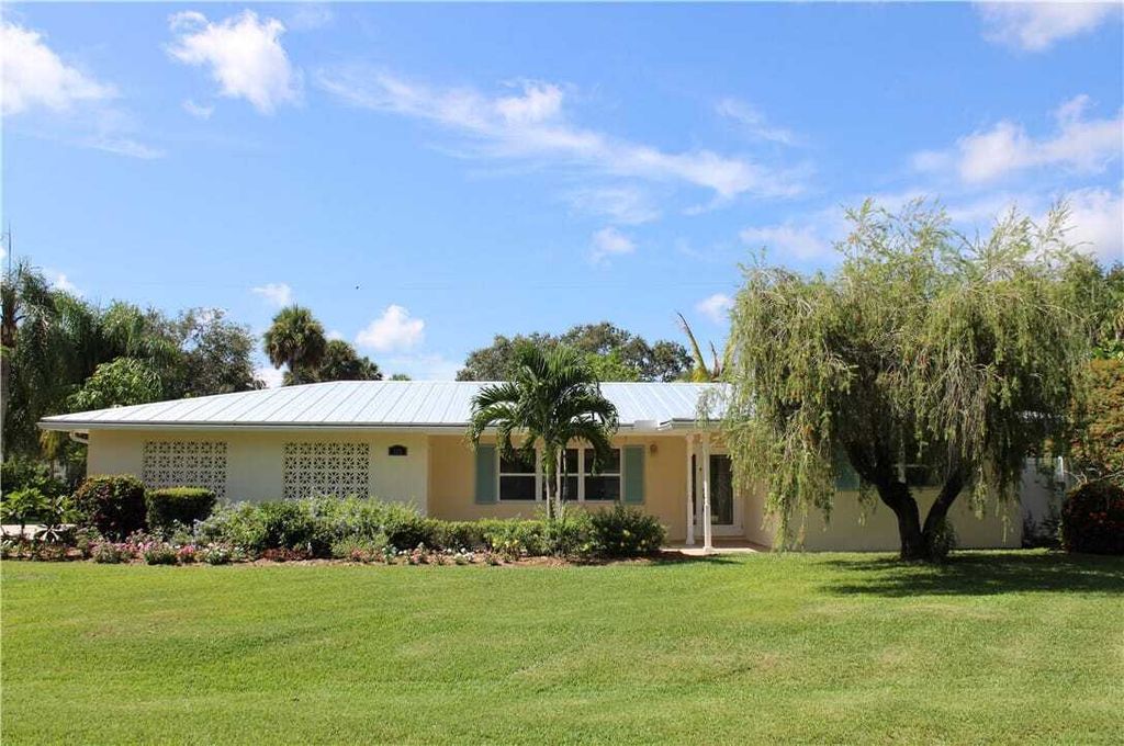 Property photo 1 of 31