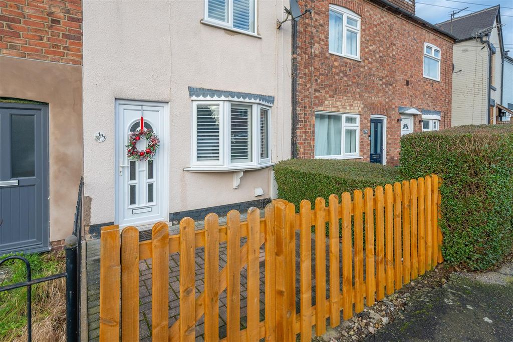 Property photo 2 of 21 Regent Street (22).Jpg