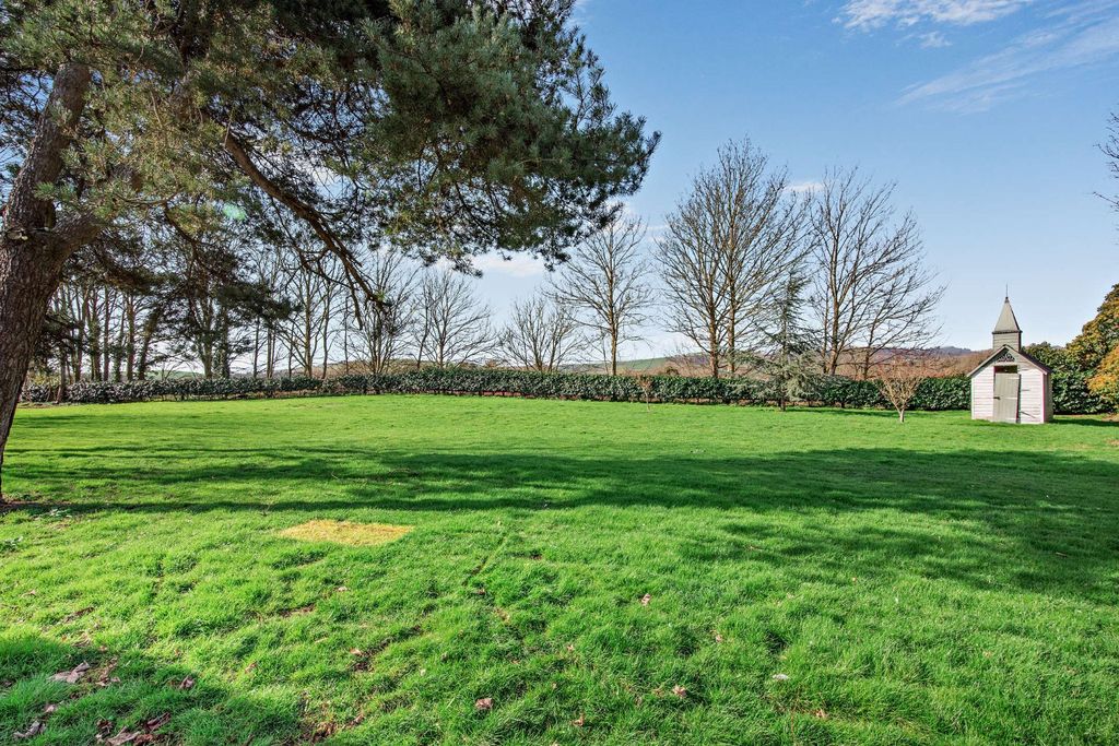 Property photo 3 of 45 Picture No. 39