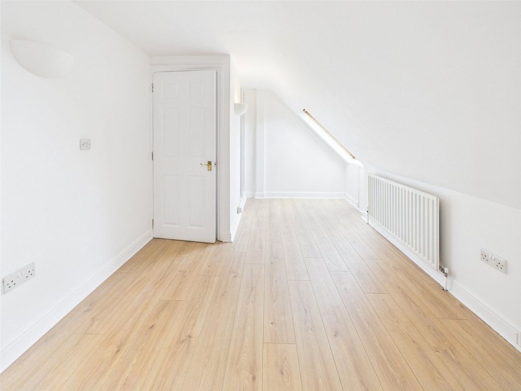 Property photo 1 of 6 Picture No. 06