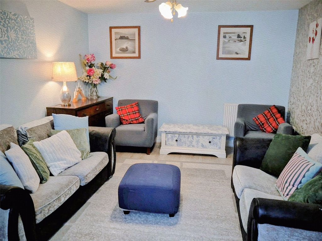 Property photo 3 of 19 Picture No. 22