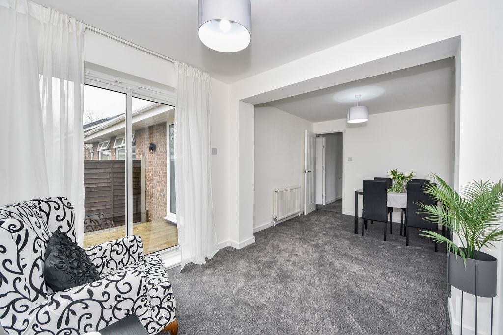 Property photo 3 of 20 Dsc_9679