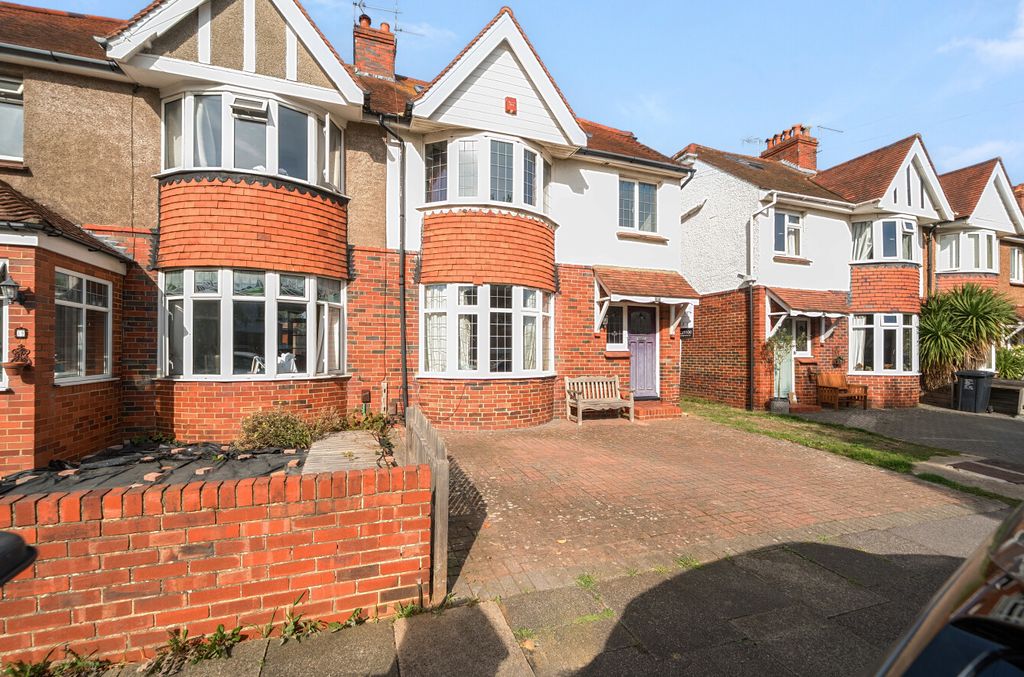 Property photo 1 of 14 1525970-1-1A0d3c5...