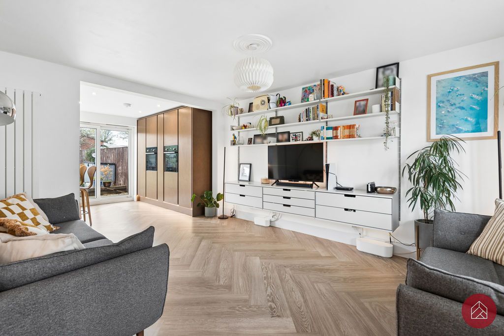 Property photo 2 of 25 Photo 1