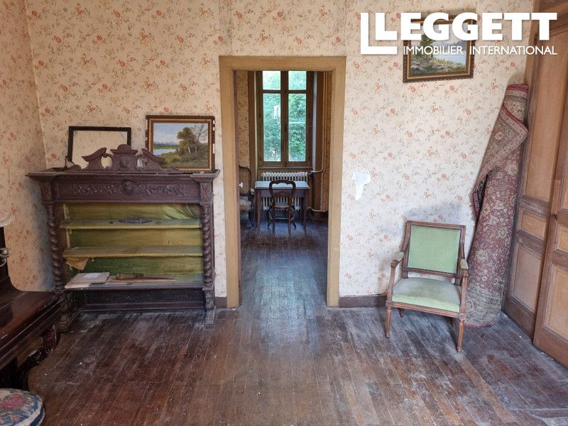 Property photo 3 of 10