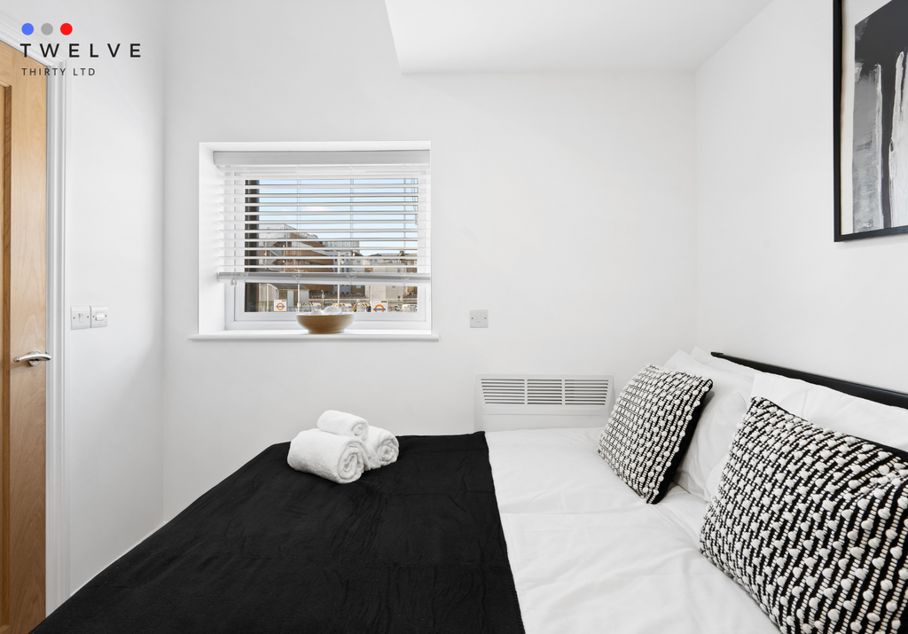 Property photo 2 of 10 Studio