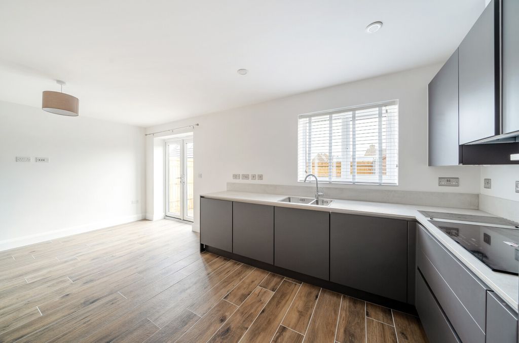 Property photo 3 of 25 1240225 (3).Jpg