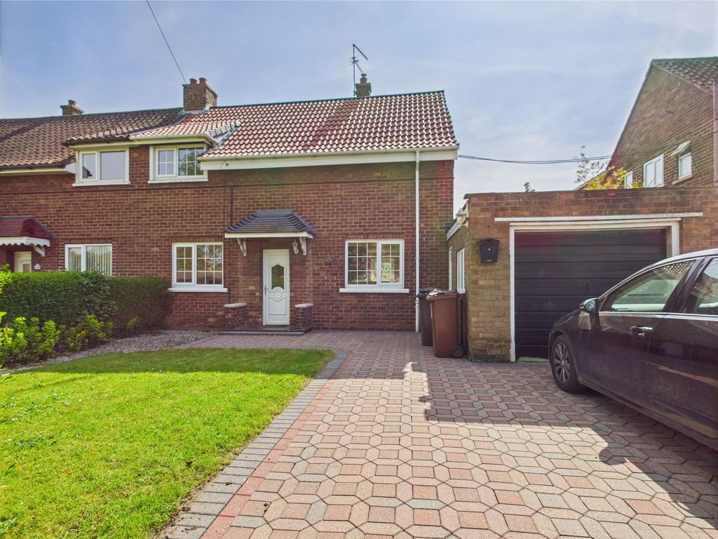 Property photo 1 of 40