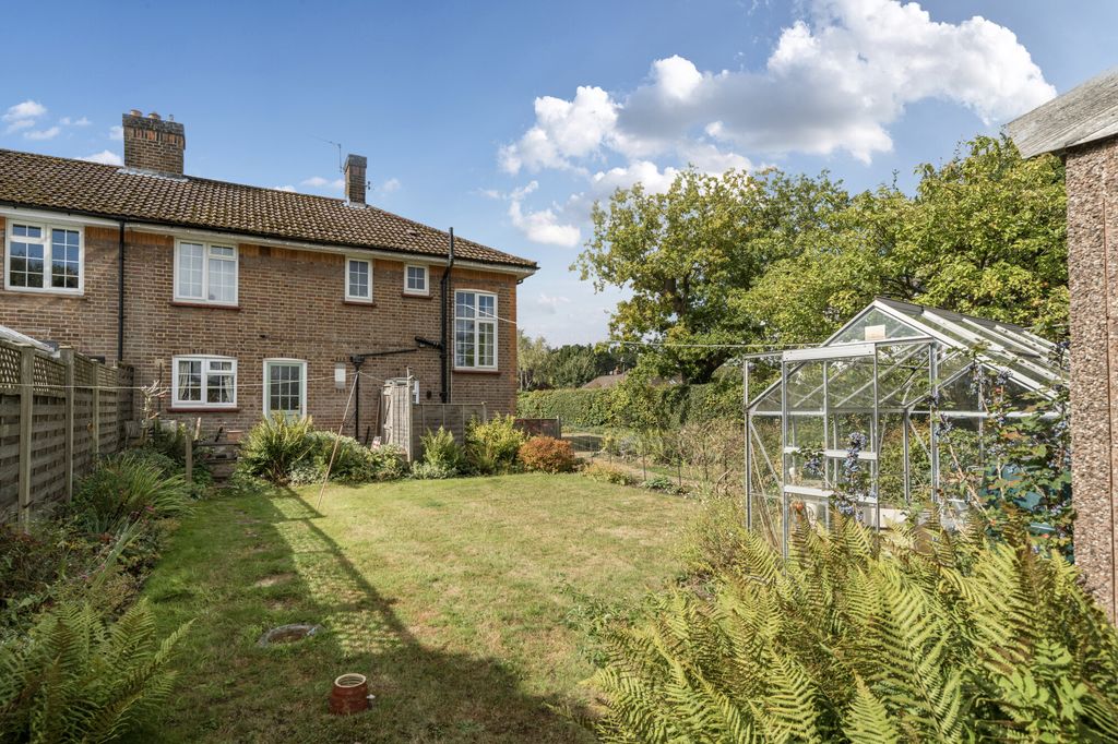 Property photo 2 of 9