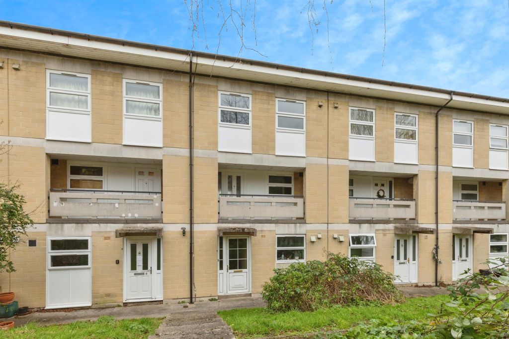 Property photo 1 of 18