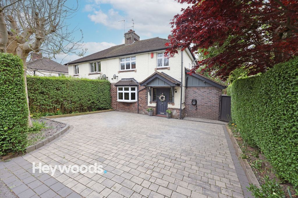 Property photo 1 of 45
