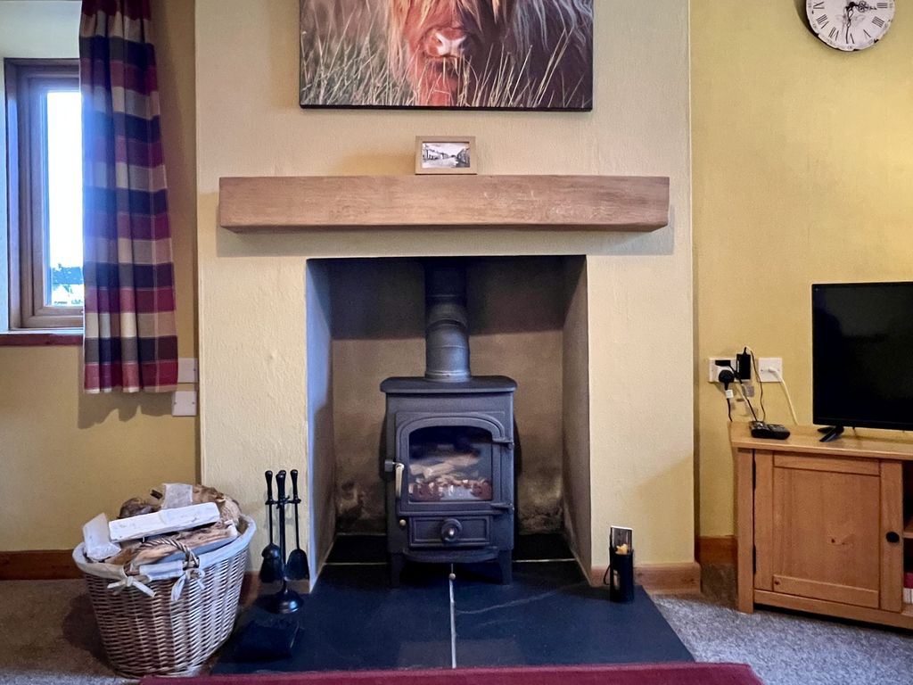 Property photo 3 of 13