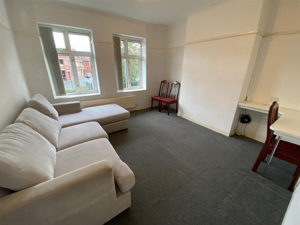 Property photo 2 of 12 F4.Jpg