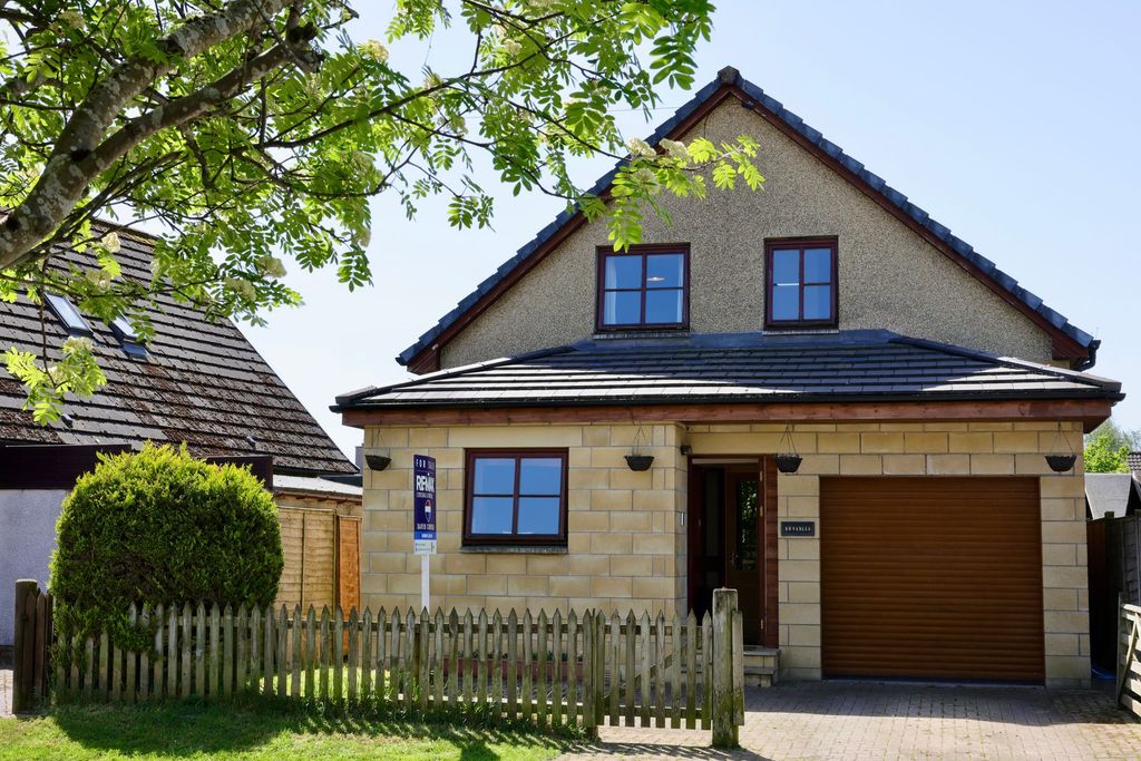 Property photo 1 of 21