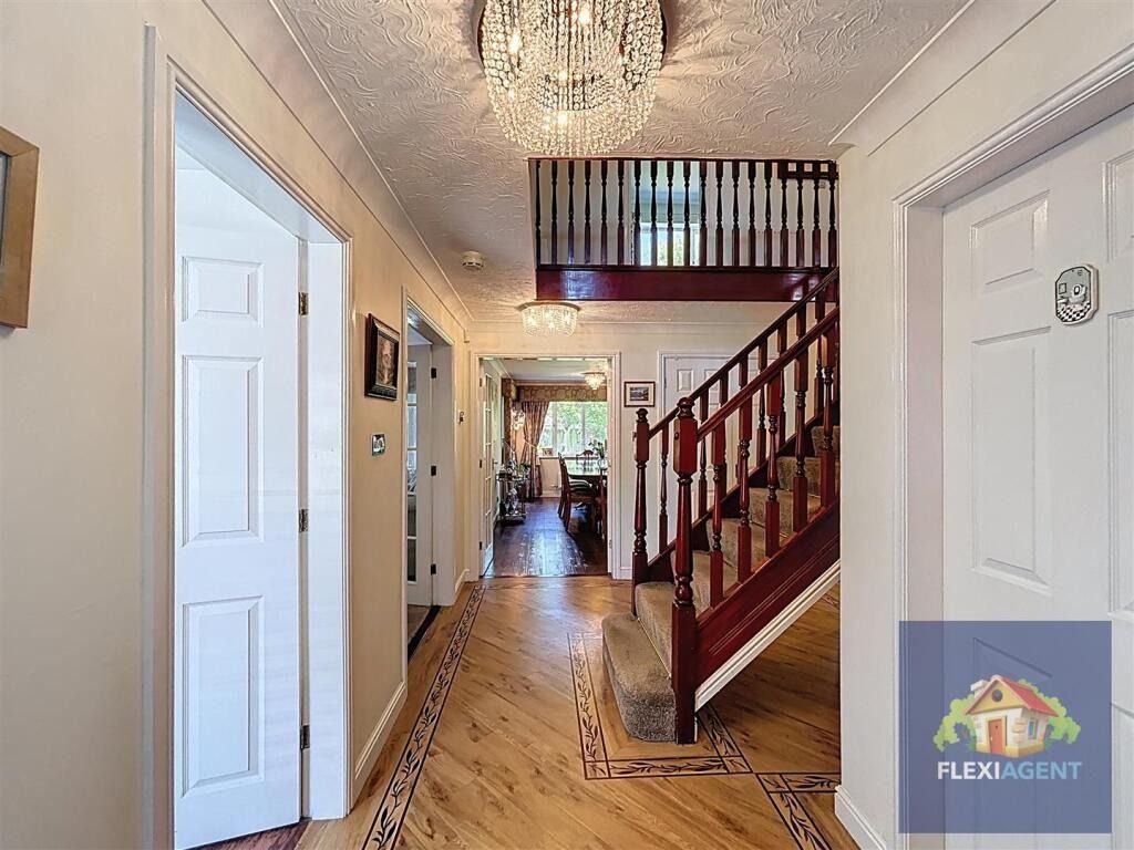 Property photo 2 of 45 4270714