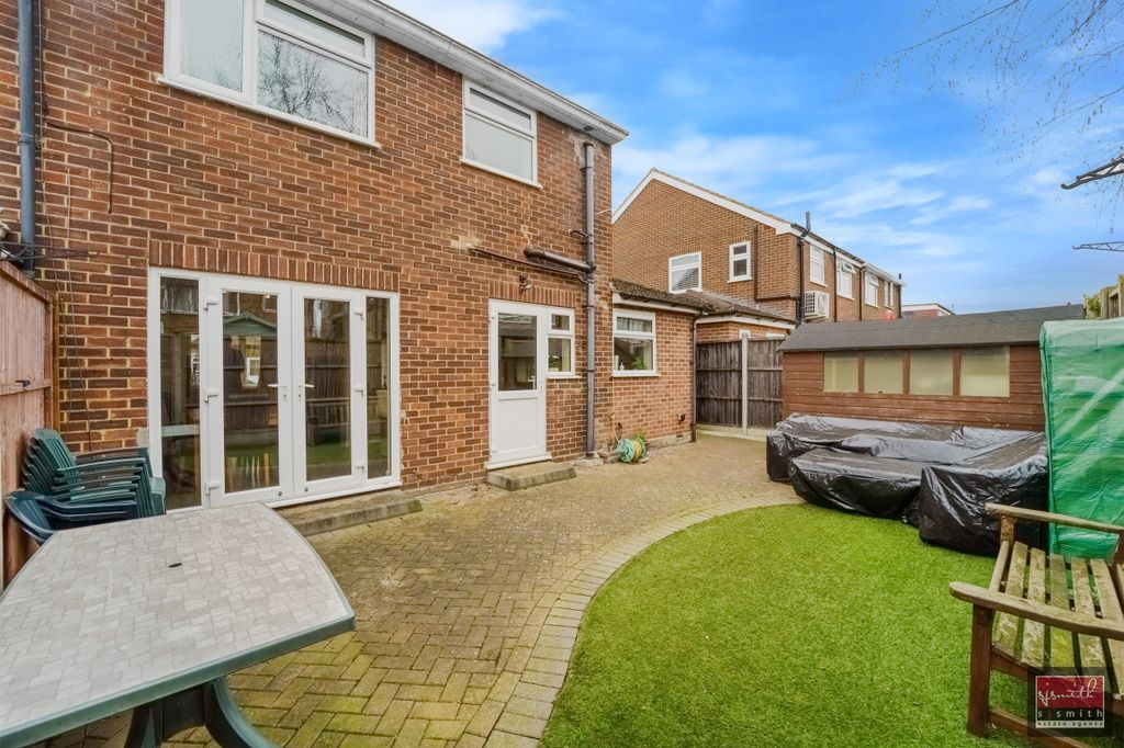 Property photo 3 of 14 Dsc01644