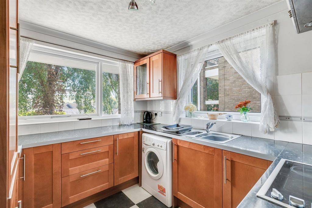 Property photo 2 of 15 Kitchen.Jpg