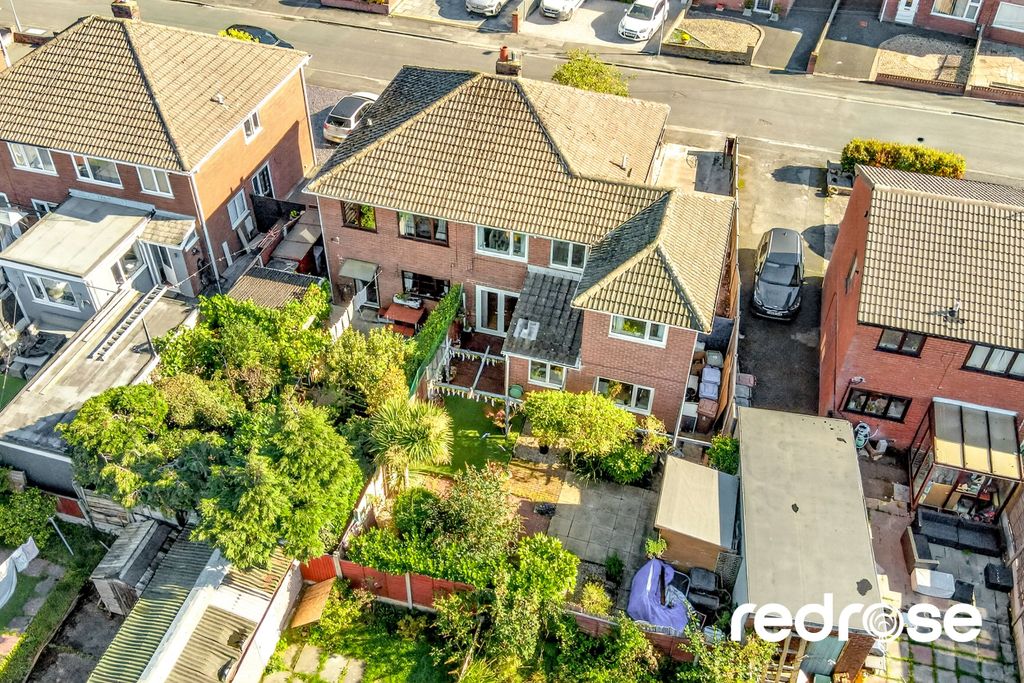 Property photo 2 of 20 Web_36 Briar Ave-47-2500Px