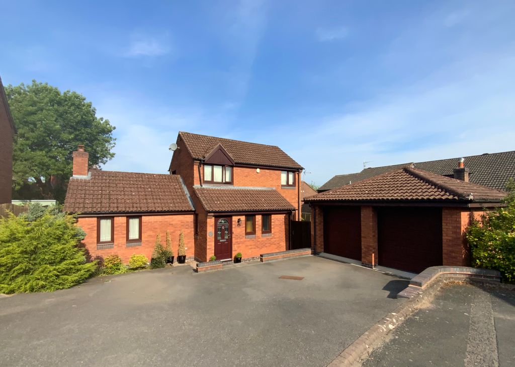 Property photo 1 of 19 Img_1244