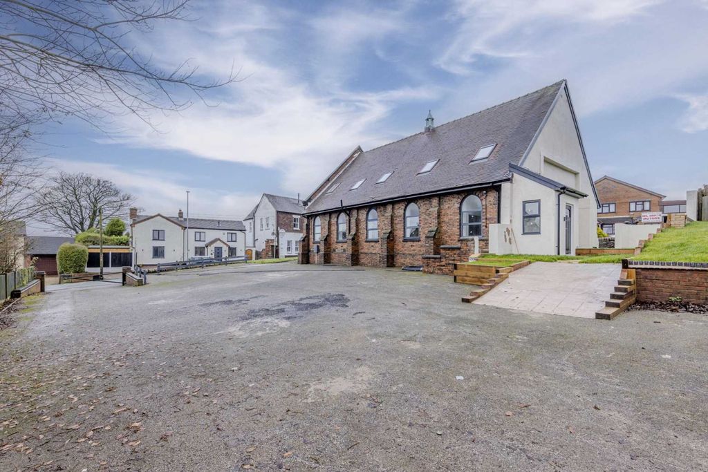 Property photo 1 of 29