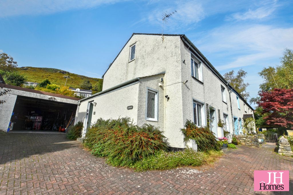 Property photo 1 of 25