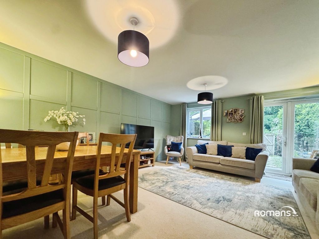 Property photo 3 of 12 Pbox-Img.Jpg