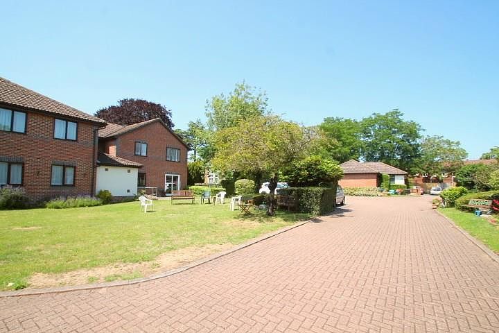 Property photo 1 of 7 Communal Grounds
