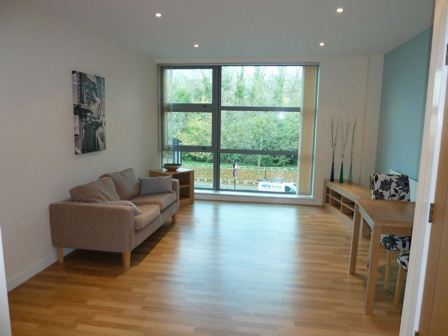 Property photo 2 of 9