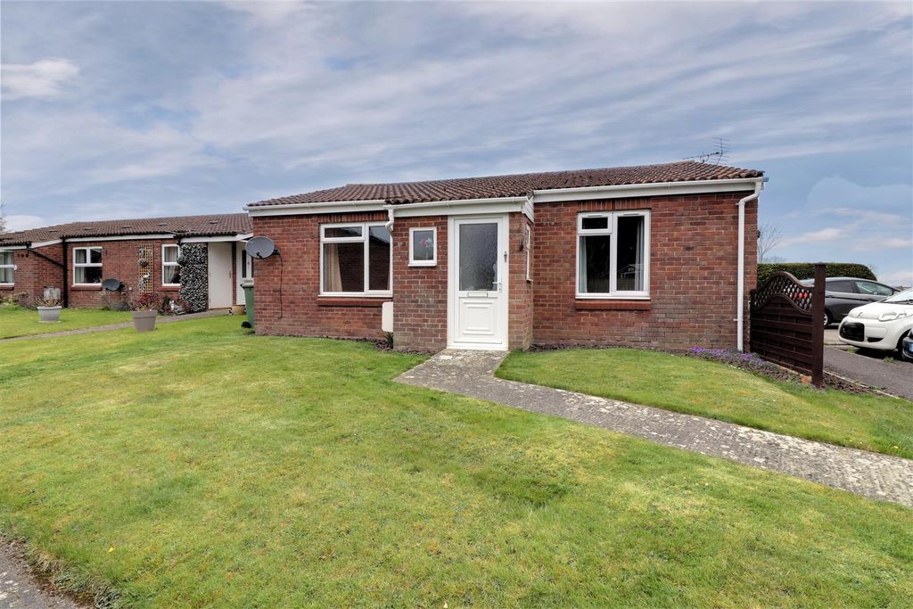 Property photo 1 of 13