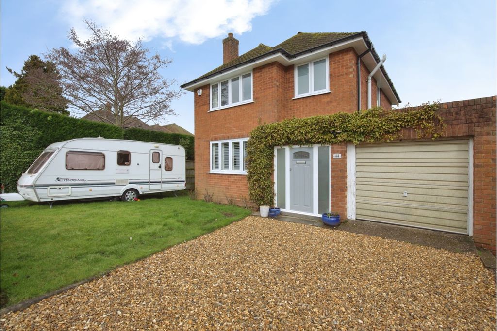 Property photo 2 of 19