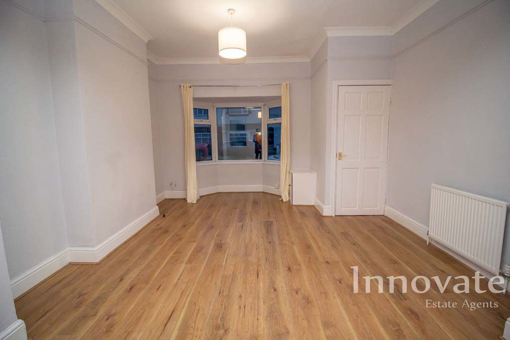 Property photo 3 of 11 Photo 2