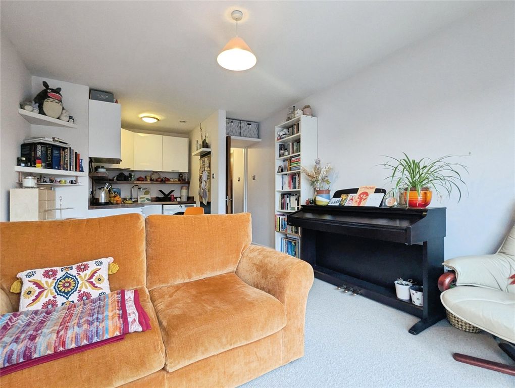 Property photo 2 of 11 Picture No. 05