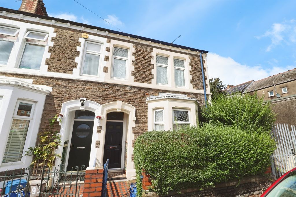 Property photo 1 of 17