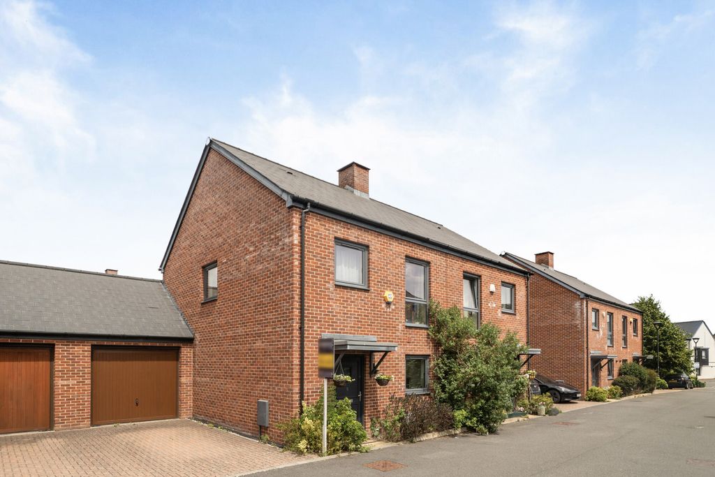 Property photo 1 of 22 1479403-21-6A3148...