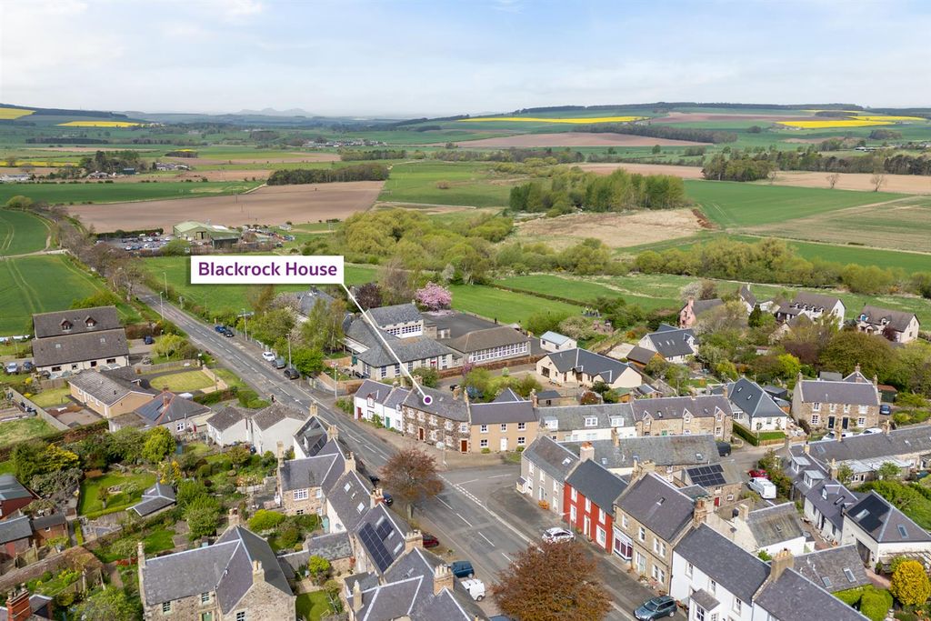 Property photo 2 of 19 Blackrock House Morebattle-02.Jpg