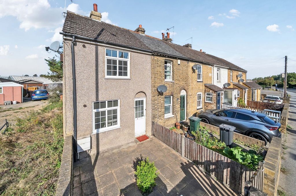 Property photo 1 of 20 1343486-1-68A8294...