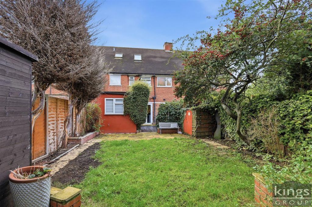 Property photo 2 of 27