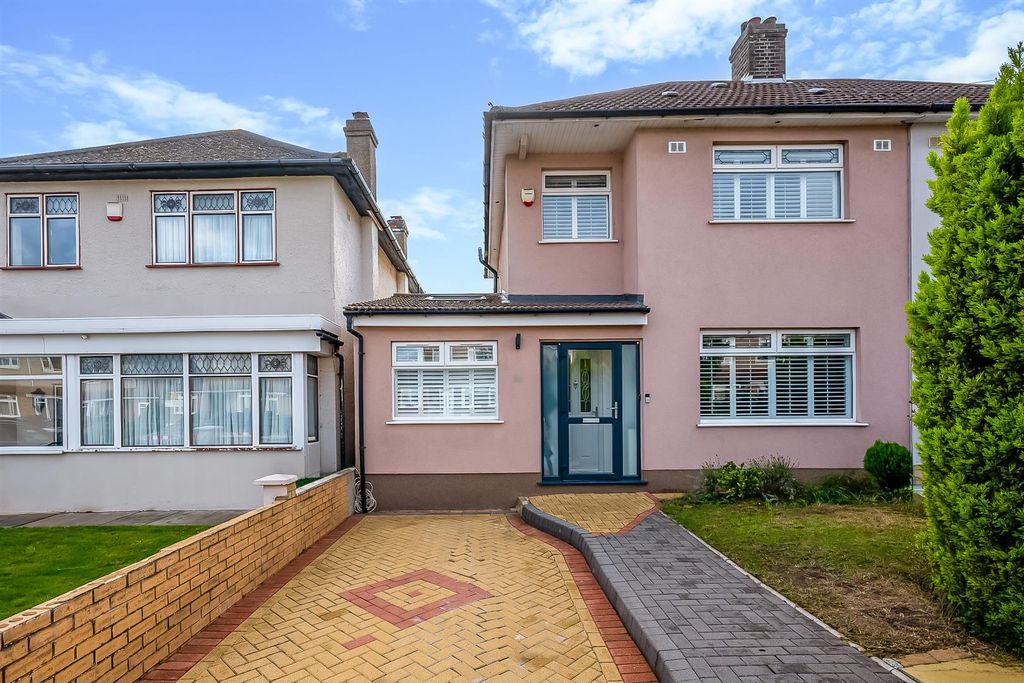 Property photo 1 of 21