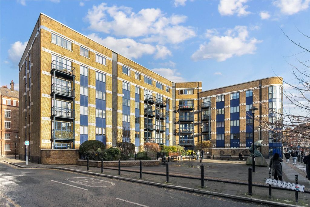 Property photo 1 of 12 Picture No. 14