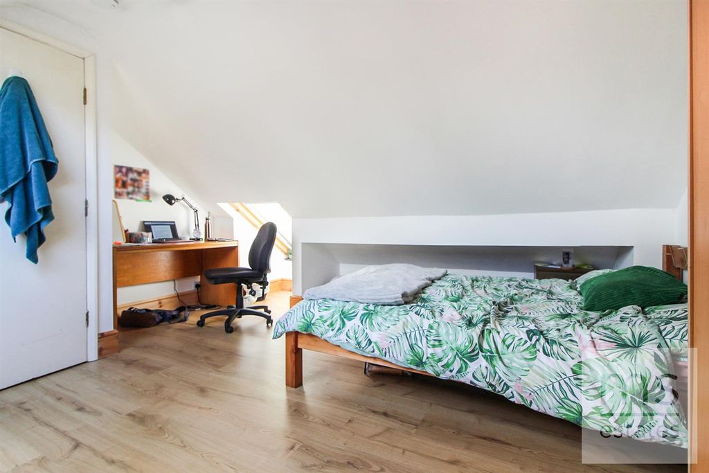 Property photo 3 of 11 Img_7959.Jpg