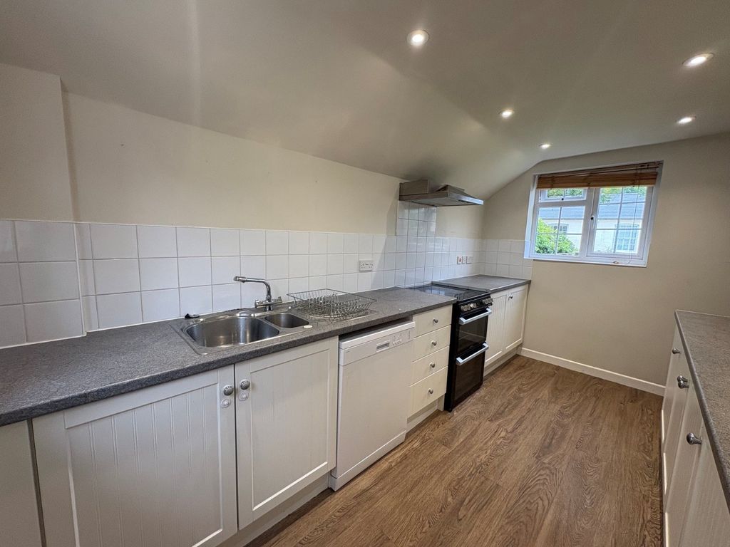 Property photo 2 of 11 Picture No. 02