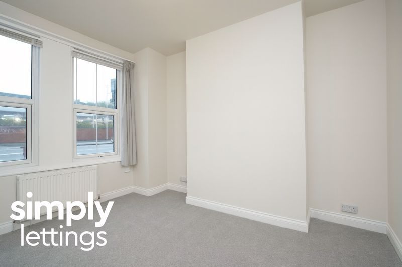 Property photo 2 of 13 Photo 1